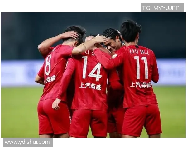 2019年中超精彩对决上港与苏宁的巅峰较量回顾与分析 2019年中超精彩对决上港与苏宁的巅峰较量回顾与分析