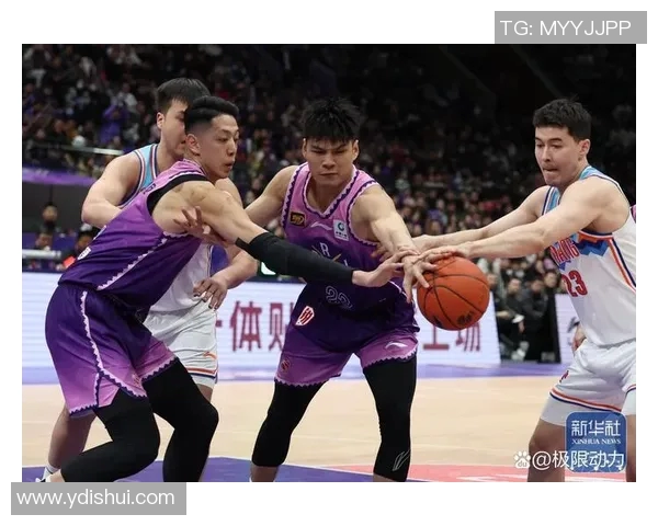 2019年CBA决赛广东队对阵新疆队的精彩对决回顾与分析