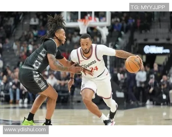 2016年季后赛快船与马刺激战回顾精彩瞬间与关键时刻分析