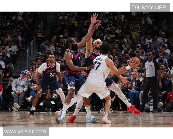 2009年NBA季后赛掘金与国王激战回顾与精彩瞬间分析