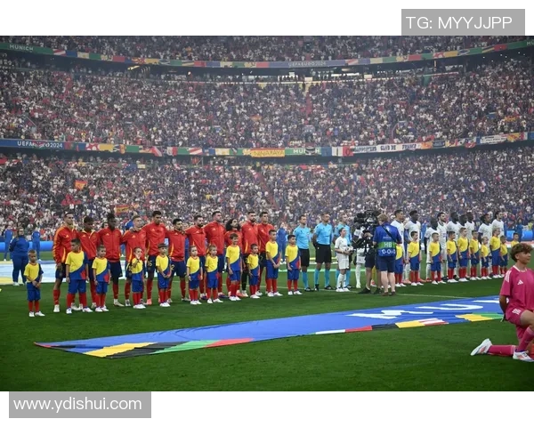 巴萨与日尔曼再度交锋欧冠赛场上的巅峰对决引发球迷热议 巴萨与日尔曼再度交锋欧冠赛场上的巅峰对决引发球迷热议