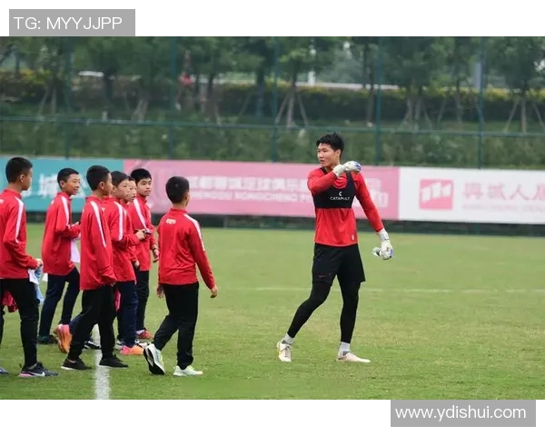 成都兴城与绿城激战正酣谁能在这场对决中笑到最后