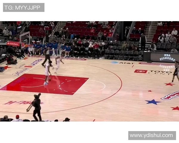 2006年NBA季后赛火箭对决马刺的经典对抗与精彩瞬间回顾