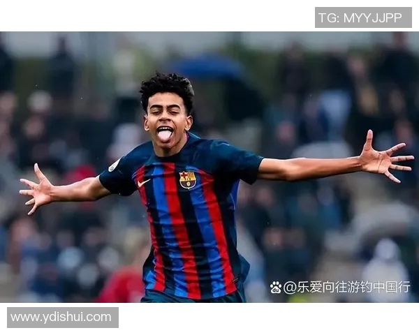 穆西亚拉的崛起之路:从青训天才到足球场上的耀眼明星 穆西亚拉的崛起之路:从青训天才到足球场上的耀眼明星