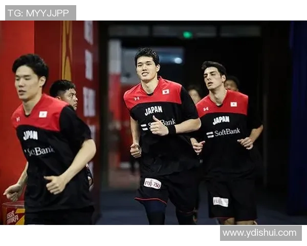 方硕的崛起与挑战：从青年才俊到篮球赛场的领军人物之路